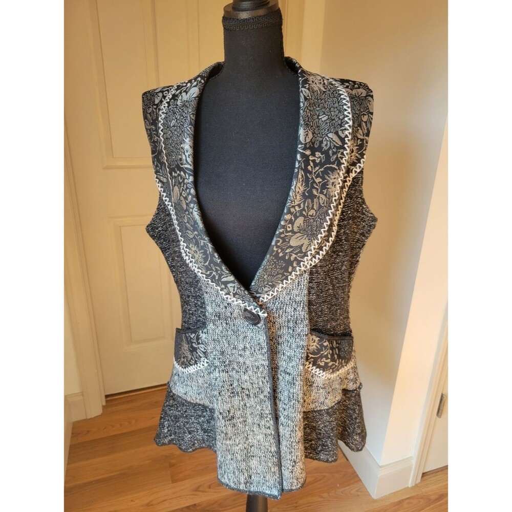 Artsy Boho Sioni Studio Mixed Texture Floral Lapel Knit Sweater Vest Size L